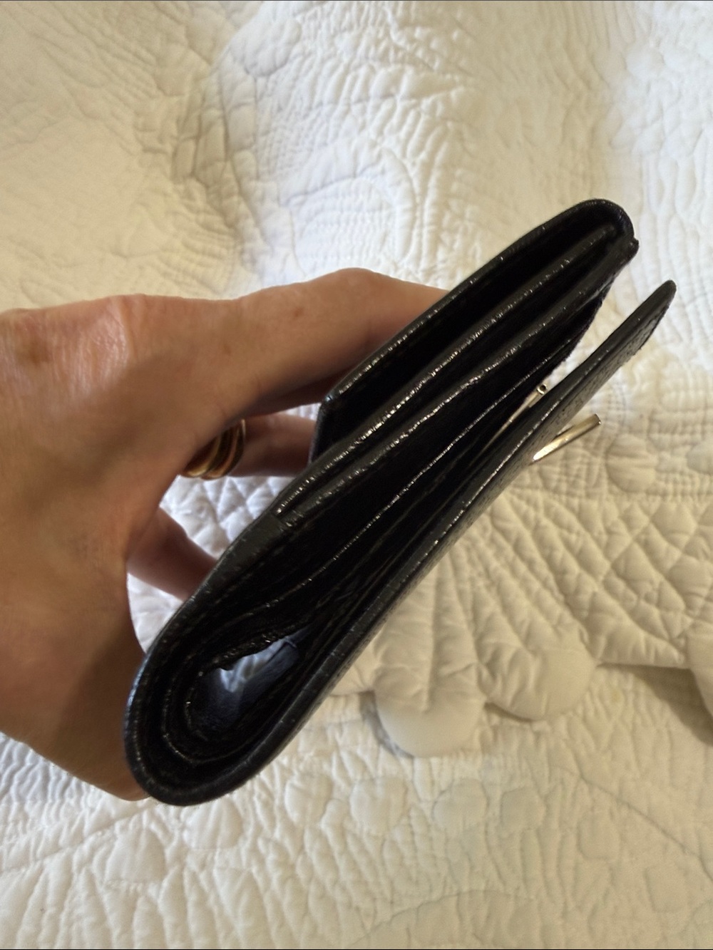 Gucci Vintage Pigskin Black Leather Women’s Wallet with Gucci G Silver Hardware - Picture 9 of 11